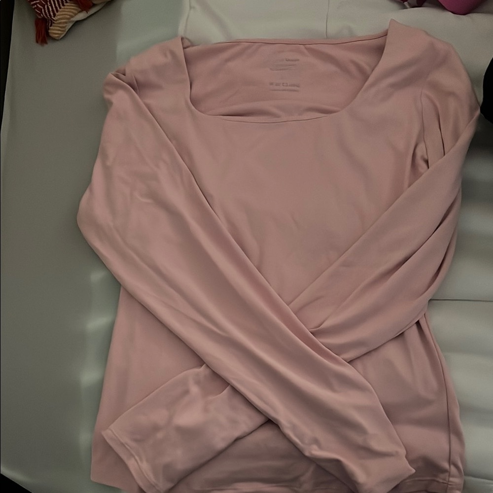 Women's Pink Long Sleeve Top